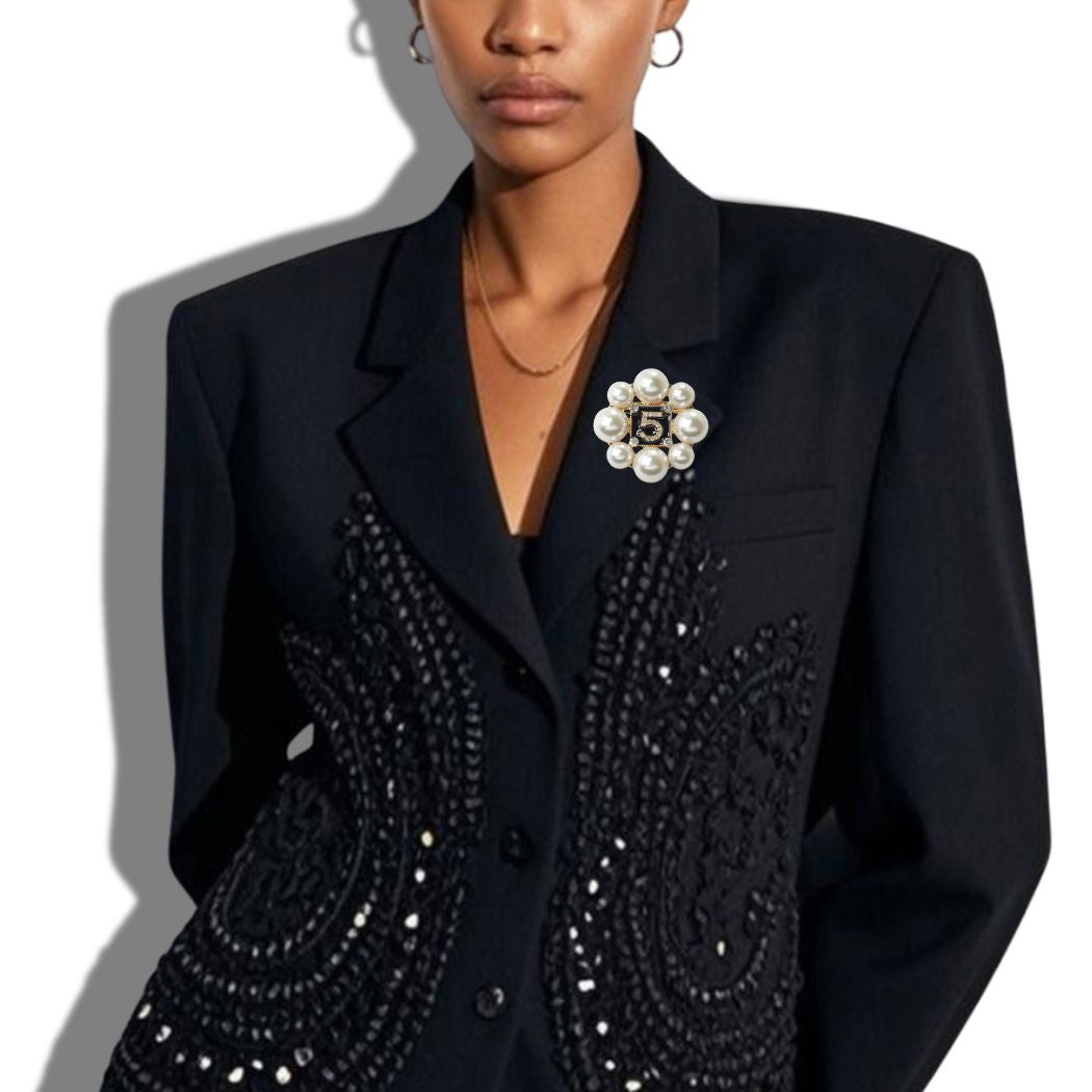 PEARL / CRYSTAL NUMBER 5 BROOCH PIN