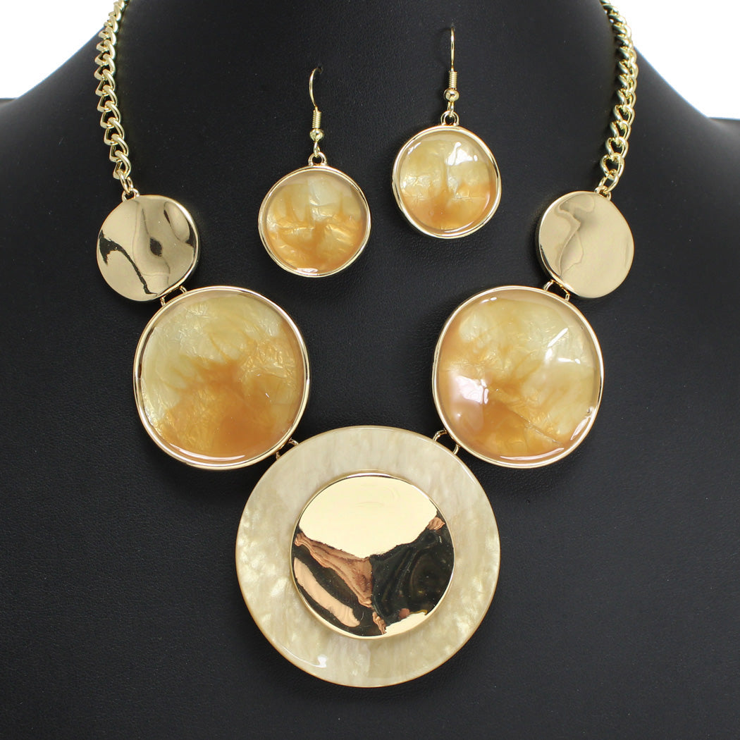 Geometric Round Celluliod Enamel Necklace